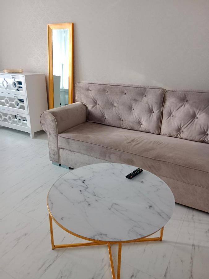 Apartment Glamour *
